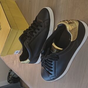 Fendi Black and Gold Sneakers Sleek Design